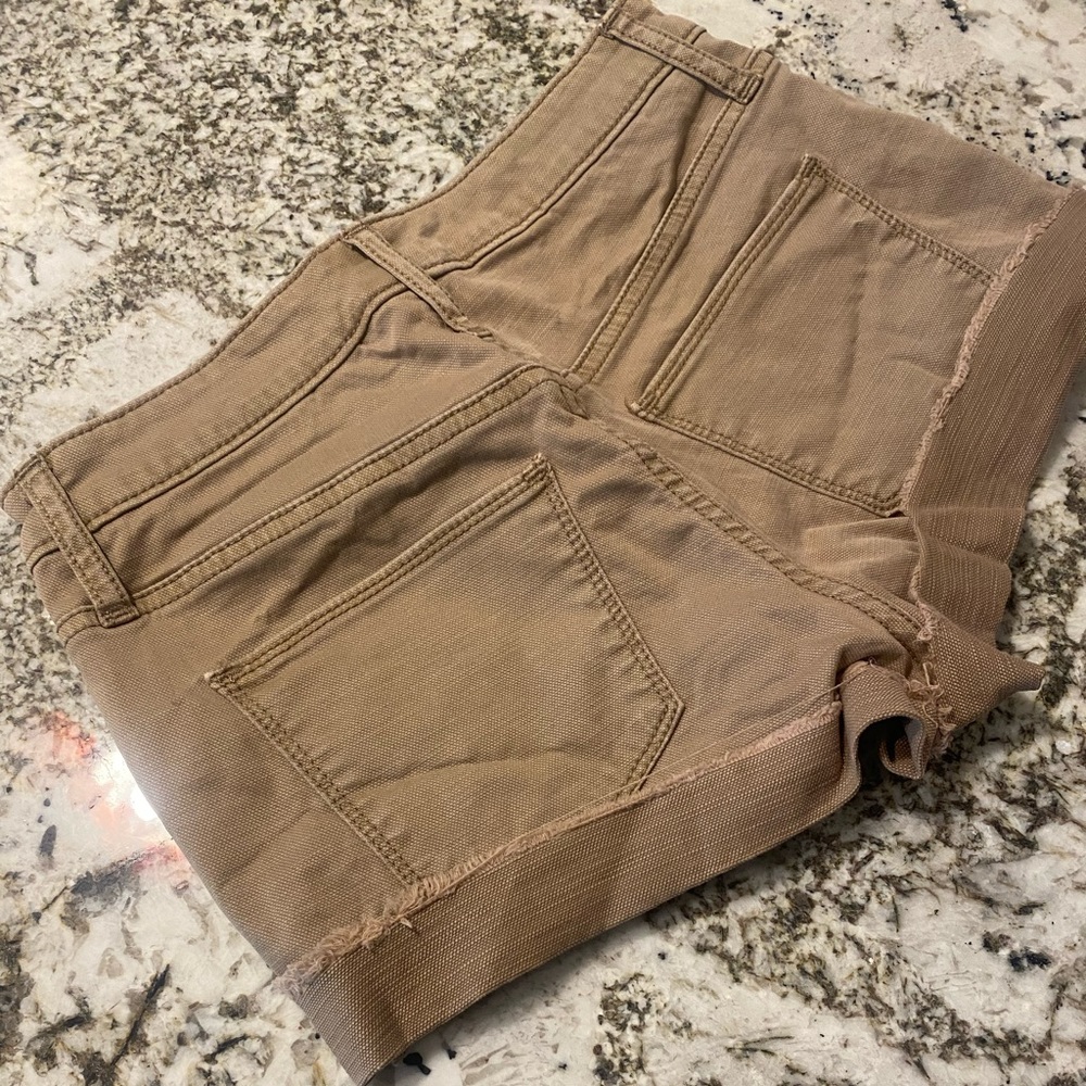Universal Thread Shorts - Picture 4 of 6
